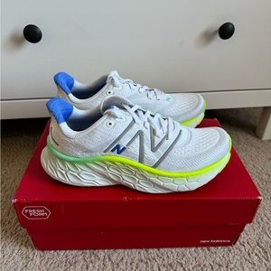 New Balance Women’s Fresh Foam X More v4 Running Shoes Size 7.5
